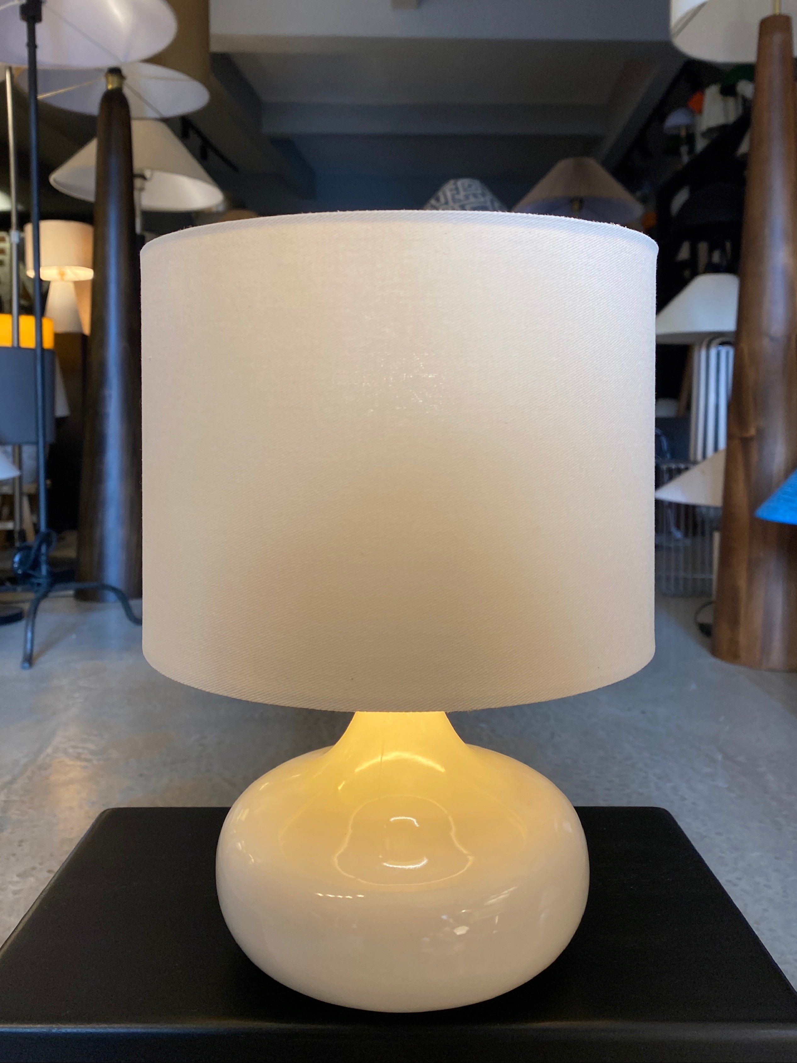 KÜÇÜK SERAMİK TABANLI ABAJUR