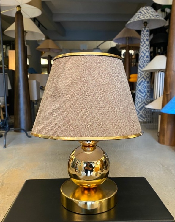 Gold Masa Üstü Kumbeji Komidin Başı Abajur