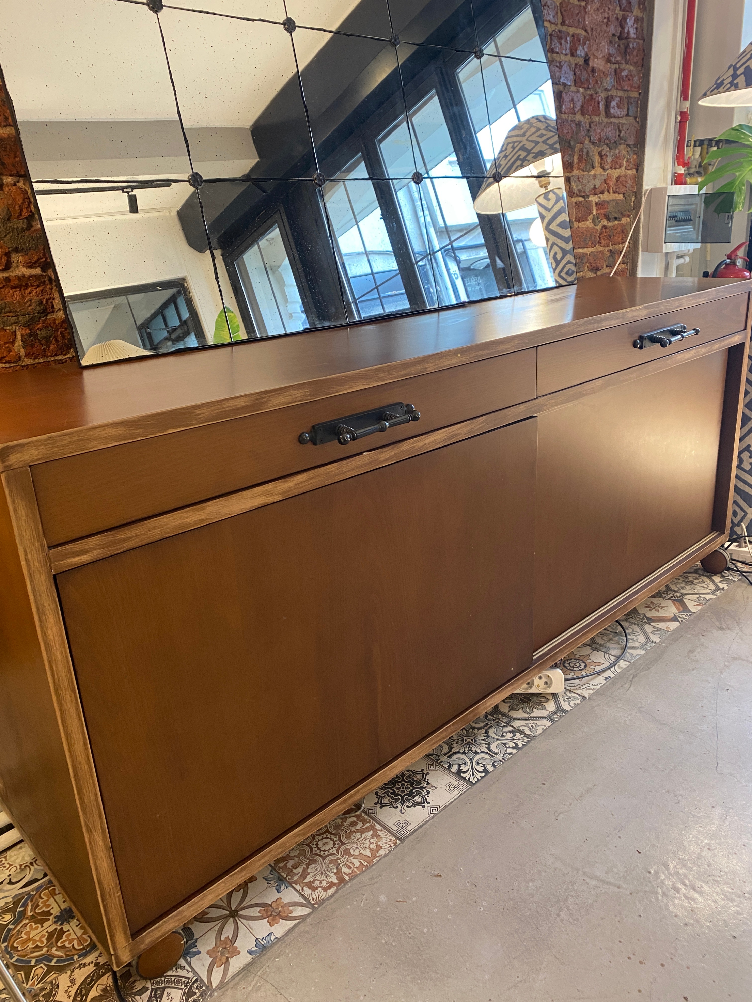 Modern Ahşap Konsol Dolap