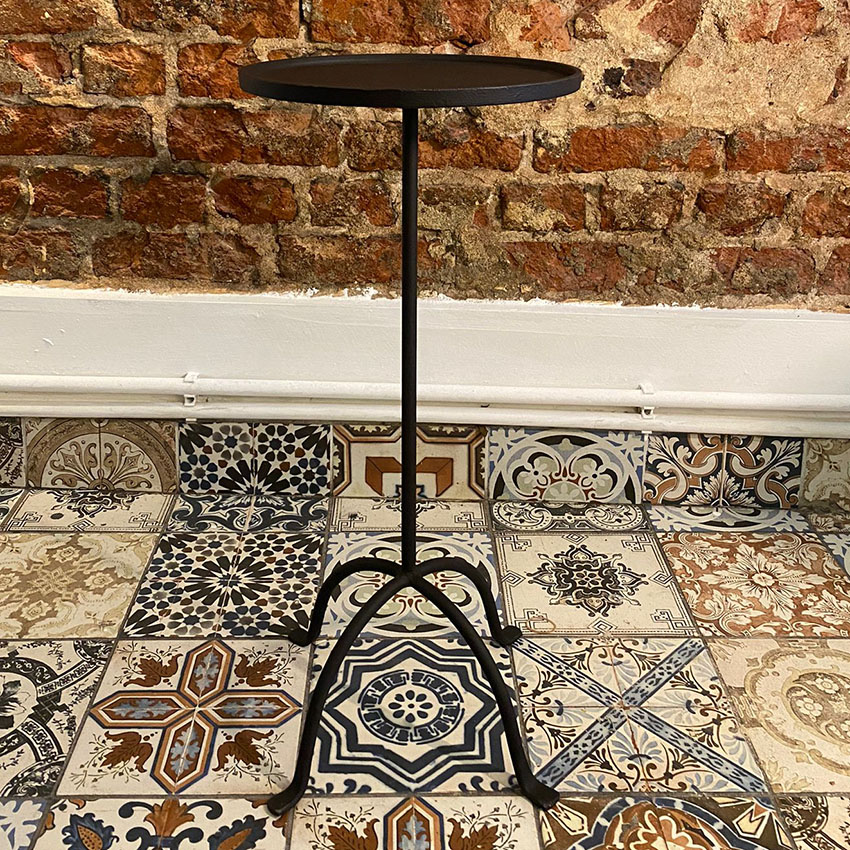 ESKİTİLMİŞ METAL YARDIMCI SEPHA