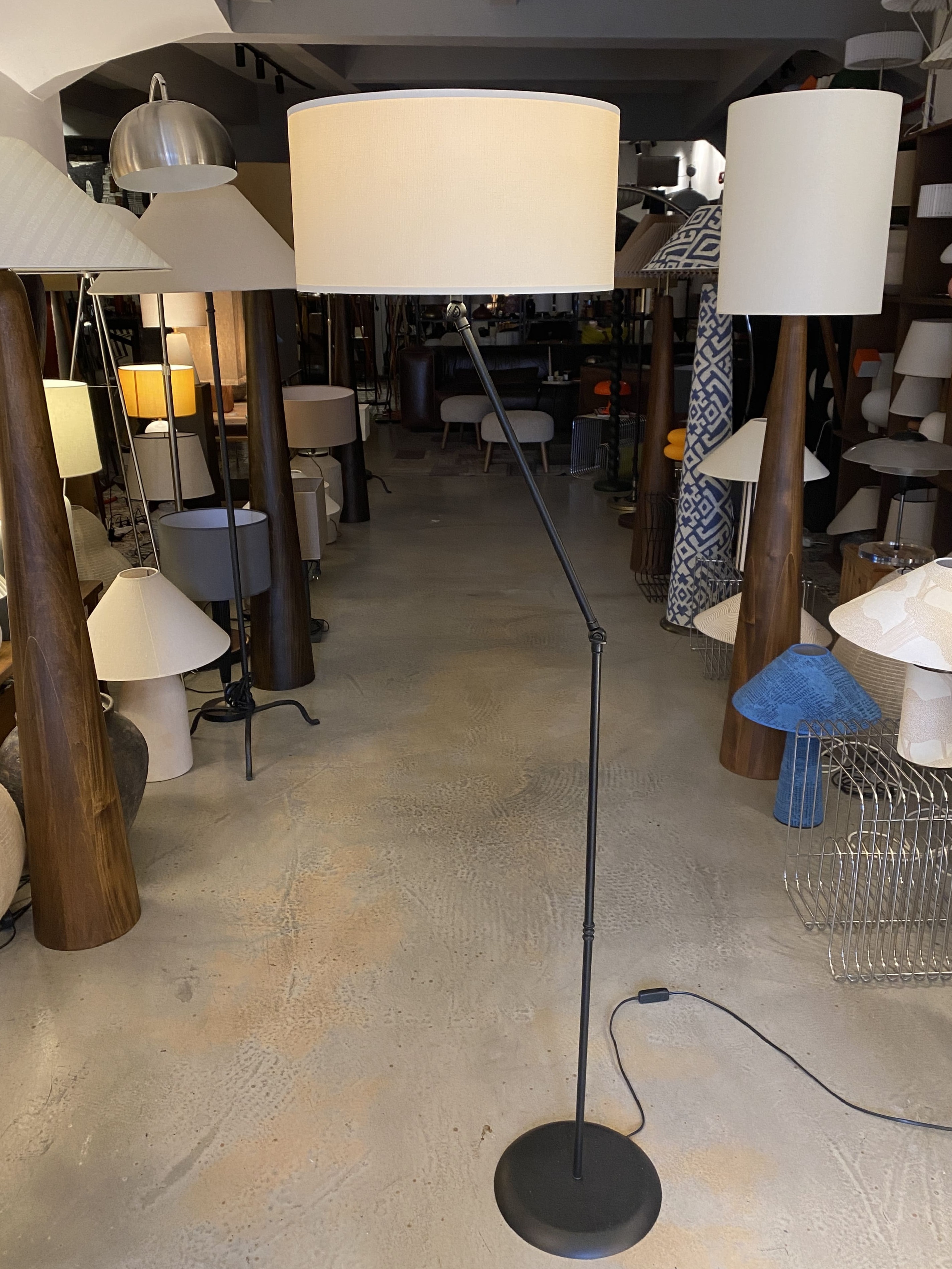 Cosby Metal Lambader Bej