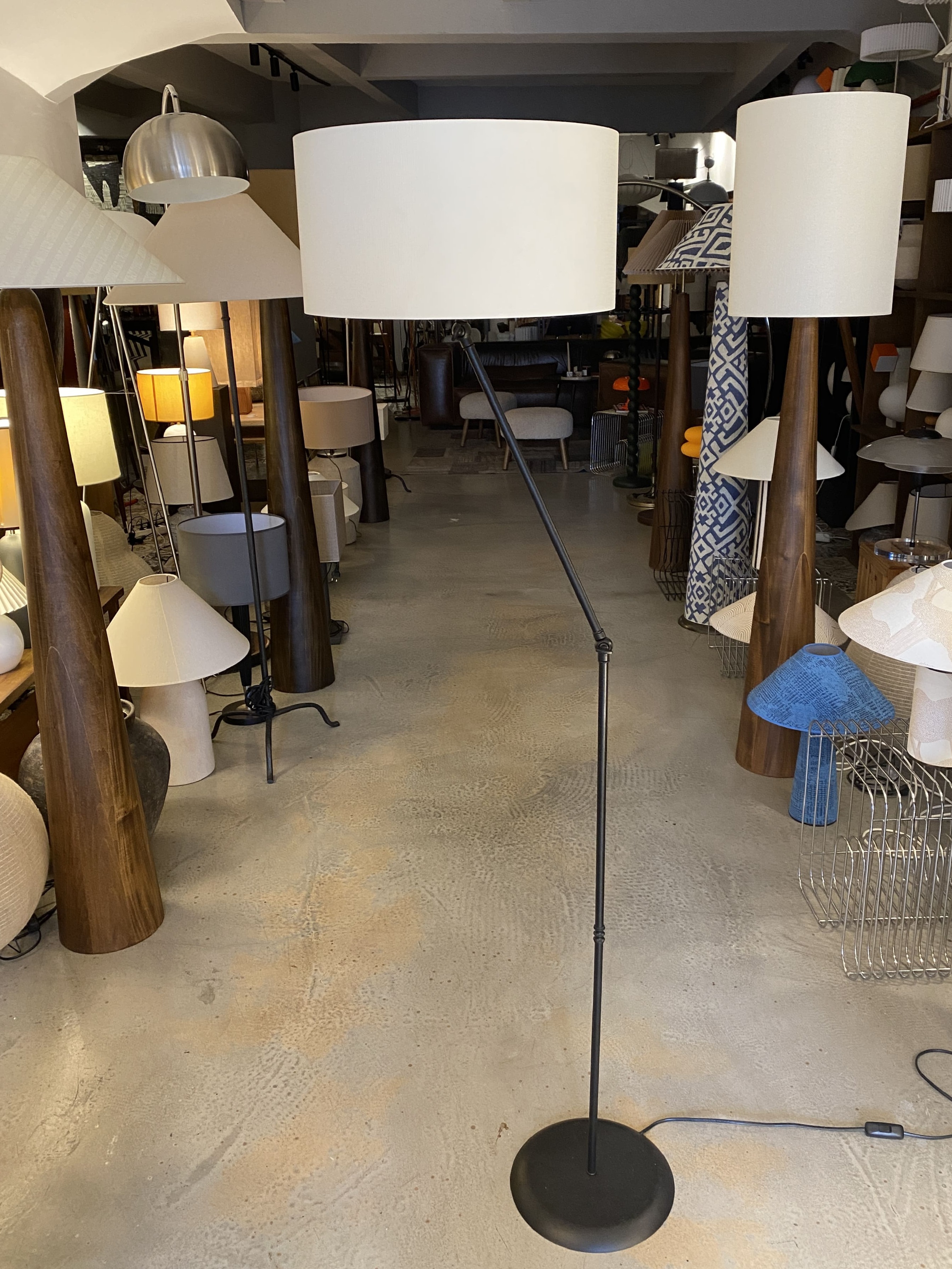 Cosby Metal Lambader Bej